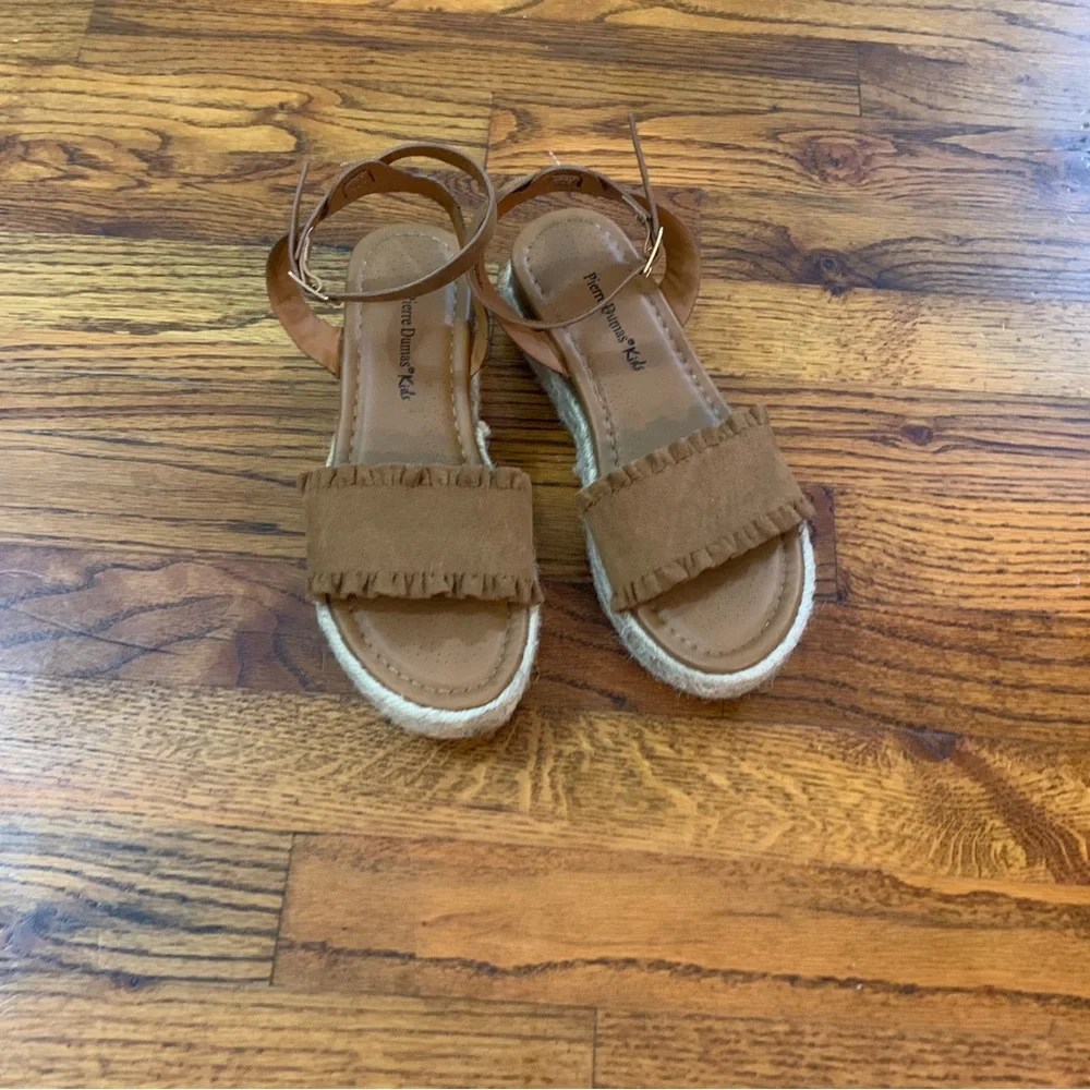 Pierre Dumas Strap Espadrilles Platform Summer Casual Wedges Sandals Shoes
Girls - Picture 16 of 16